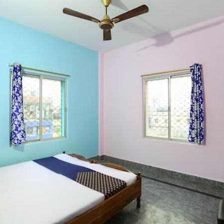 Hotel Alaka Puri Kültér fotó